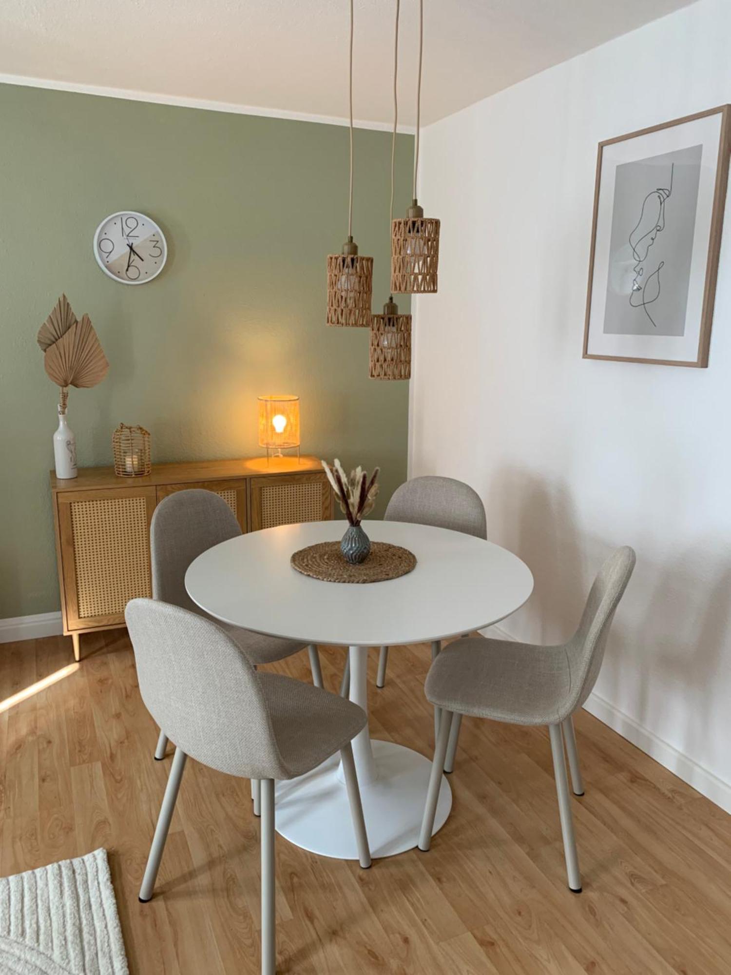 City-Apartment Mit Parkplatz & Fahrradraum! Nur 300M Zum Stadthafen Шверін Екстер'єр фото
